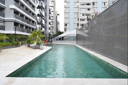 Studio à venda com 29m², 1 quarto e 1 vagaPiscina