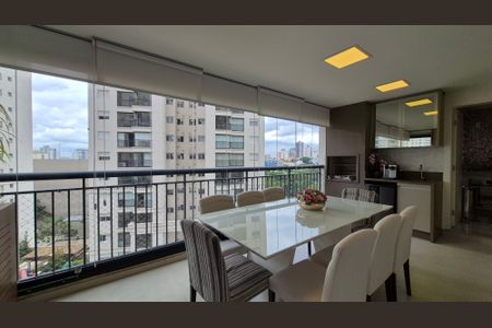 Apartamento à venda com 109m², 3 quartos e 2 vagasSala