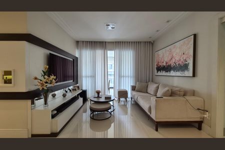 Apartamento à venda com 109m², 3 quartos e 2 vagasSala