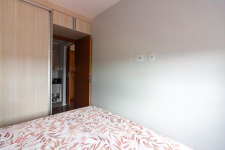 Quarto 1 de apartamento para alugar com 2 quartos, 37m² em Recanto das Rosas, Osasco