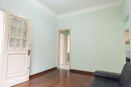 Casa à venda com 100m², 3 quartos e sem vagasala 