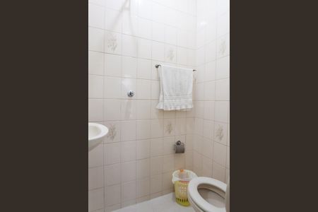 Casa à venda com 100m², 3 quartos e sem vagaBanheiro suite 