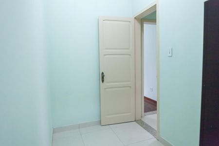 Casa à venda com 100m², 3 quartos e sem vagaquarto 2