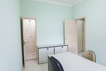 Casa à venda com 100m², 3 quartos e sem vagasuite 