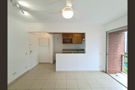 Sala de apartamento para alugar com 1 quarto, 37m² em Indianópolis, São Paulo