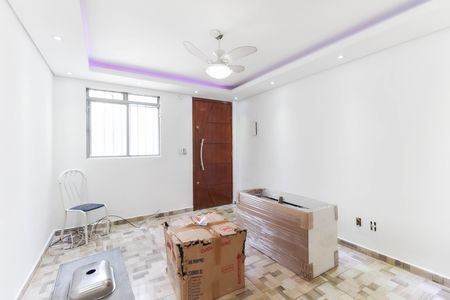 Sala de apartamento para alugar com 2 quartos, 55m² em Jardim Marilu, São Paulo