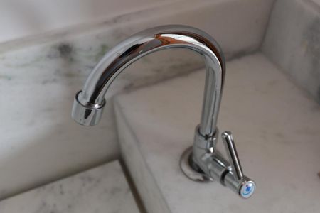 Casa à venda com 70m², 2 quartos e 2 vagasLavabo