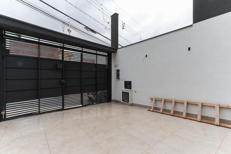 Casa à venda com 70m², 2 quartos e 2 vagasGaragem