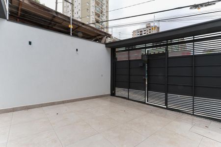 Casa à venda com 70m², 2 quartos e 2 vagasGaragem