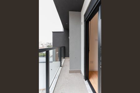 Casa à venda com 70m², 2 quartos e 2 vagasSacada da suíte 1