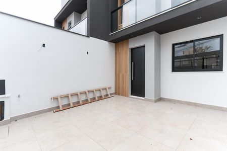 Casa à venda com 70m², 2 quartos e 2 vagasGaragem