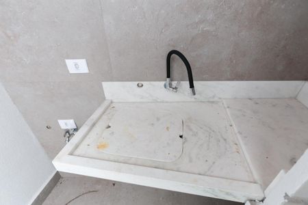 Casa à venda com 70m², 2 quartos e 2 vagasÁrea de serviço e de lazer