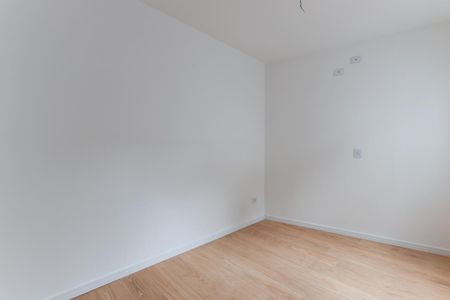 Casa à venda com 70m², 2 quartos e 2 vagasSuíte 2