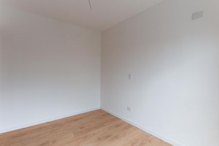 Casa à venda com 70m², 2 quartos e 2 vagasSuíte 1