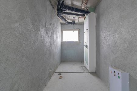 Apartamento à venda com 220m², 3 quartos e 3 vagas Apartamento à venda com 220m², 3 quartos e 3 vagasBanheiro da Suíte 1