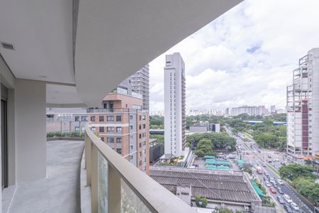 Apartamento à venda com 220m², 3 quartos e 3 vagas Apartamento à venda com 220m², 3 quartos e 3 vagasVaranda gourmet