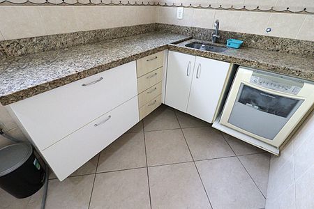 Apartamento à venda com 160m², 3 quartos e 3 vagasCozinha