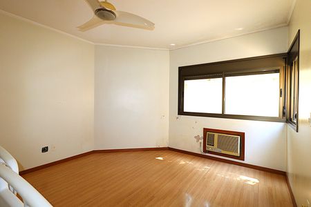 Apartamento à venda com 160m², 3 quartos e 3 vagasSuíte