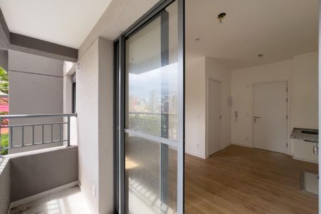 Varanda de kitnet/studio à venda com 1 quarto, 28m² em Liberdade, São Paulo