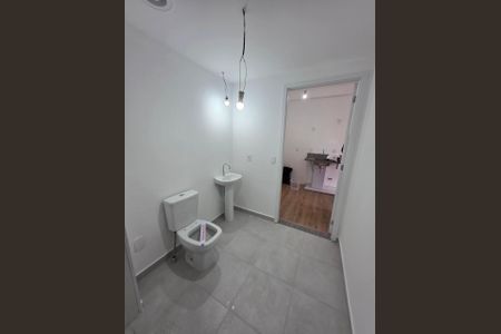 Apartamento para alugar com 28m², 1 quarto e sem vaga Apartamento para alugar com 28m², 1 quarto e sem vagaBanheiro