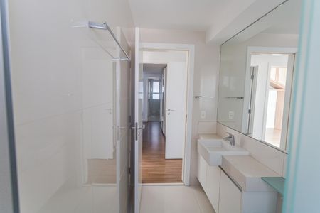 Apartamento à venda com 108m², 3 quartos e 2 vagas Apartamento à venda com 108m², 3 quartos e 2 vagasBanheiro Social
