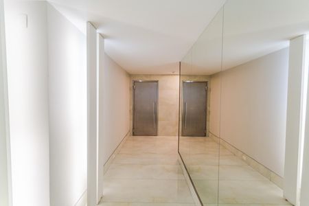 Apartamento à venda com 108m², 3 quartos e 2 vagas Apartamento à venda com 108m², 3 quartos e 2 vagasHall de entrada