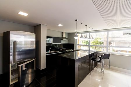 Apartamento à venda com 108m², 3 quartos e 2 vagas Apartamento à venda com 108m², 3 quartos e 2 vagasÁrea comum - Salão de festas