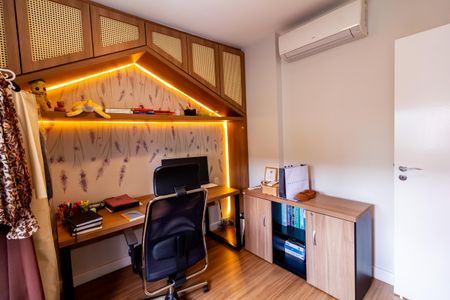 Apartamento à venda com 108m², 3 quartos e 2 vagas Apartamento à venda com 108m², 3 quartos e 2 vagasQuarto 1