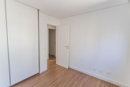 Apartamento à venda com 108m², 3 quartos e 2 vagas Apartamento à venda com 108m², 3 quartos e 2 vagasQuarto
