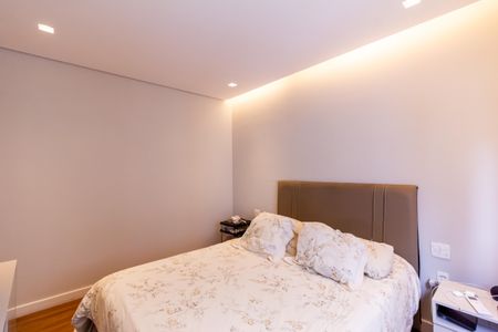 Suíte de apartamento à venda com 3 quartos, 108m² em Funcionários, Belo Horizonte