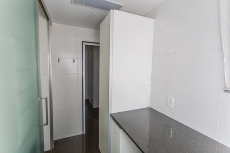 Apartamento à venda com 108m², 3 quartos e 2 vagas Apartamento à venda com 108m², 3 quartos e 2 vagasÁrea de Serviço