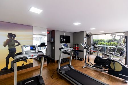 Apartamento à venda com 108m², 3 quartos e 2 vagas Apartamento à venda com 108m², 3 quartos e 2 vagasÁrea comum - Academia