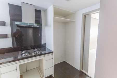 Cozinha de apartamento à venda com 3 quartos, 108m² em Funcionários, Belo Horizonte