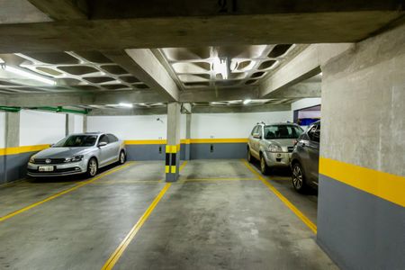 Apartamento à venda com 108m², 3 quartos e 2 vagas Apartamento à venda com 108m², 3 quartos e 2 vagasGaragem