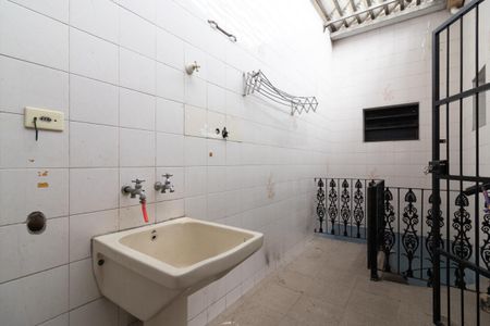 Casa para alugar com 200m², 3 quartos e 6 vagasÁrea de Serviço