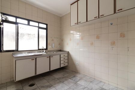 Casa para alugar com 200m², 3 quartos e 6 vagasCozinha