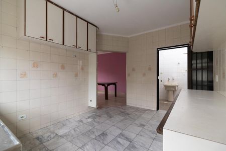 Casa para alugar com 200m², 3 quartos e 6 vagasCozinha