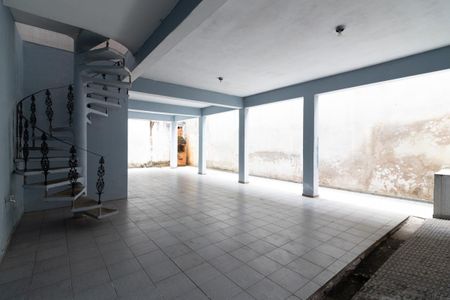 Casa para alugar com 200m², 3 quartos e 6 vagasGaragem