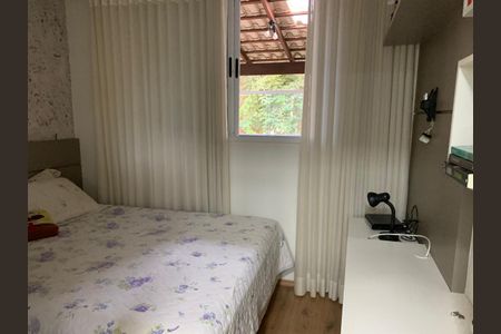 Casa de Condomínio à venda com 3 quartos, 226m² em Vila Madeira, Nova Lima