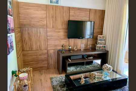 Casa de Condomínio à venda com 3 quartos, 226m² em Vila Madeira, Nova Lima