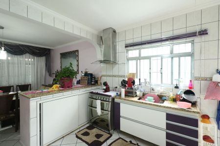 Casa à venda com 196m², 3 quartos e 3 vagasCozinha