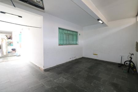 Casa à venda com 196m², 3 quartos e 3 vagasGaragem