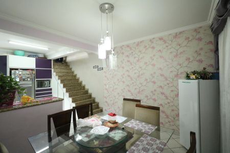 Casa à venda com 196m², 3 quartos e 3 vagasCozinha