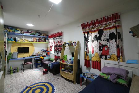 Casa à venda com 196m², 3 quartos e 3 vagasQuarto 3