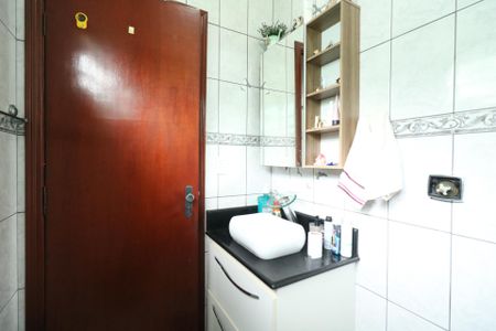 Casa à venda com 196m², 3 quartos e 3 vagasBanheiro 2