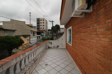 Casa à venda com 196m², 3 quartos e 3 vagasVaranda
