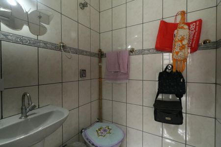 Casa à venda com 196m², 3 quartos e 3 vagasLavabo