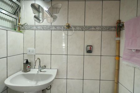Casa à venda com 196m², 3 quartos e 3 vagasLavabo