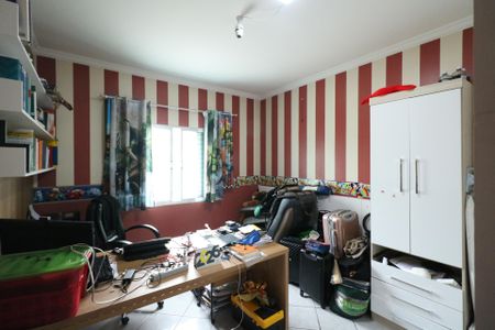 Casa à venda com 196m², 3 quartos e 3 vagasQuarto 2