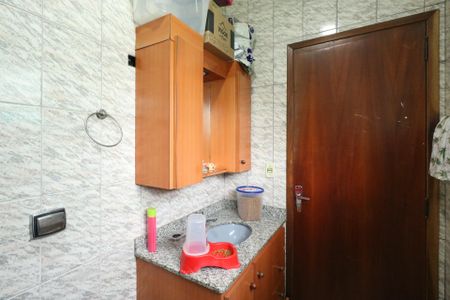 Casa à venda com 196m², 3 quartos e 3 vagasBanheiro 1